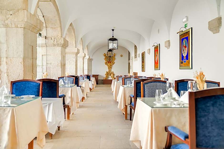 Pousada Castelo de Palmela - Historic Hotel
