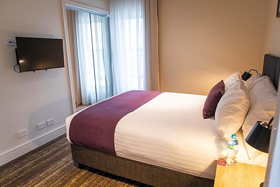 Porter's Plainland Hotel