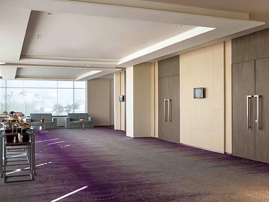 Novotel Makassar Grand Shayla Hotel