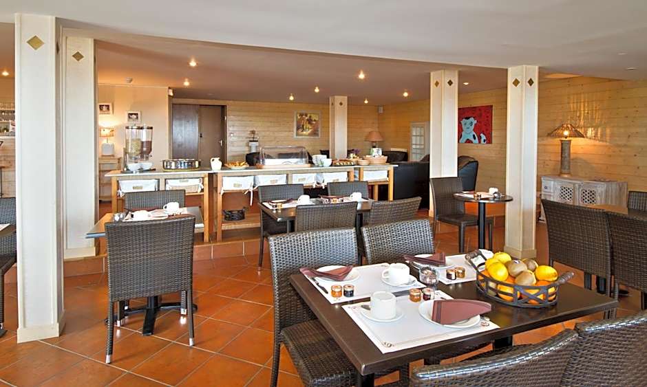 Family Golf Hotel