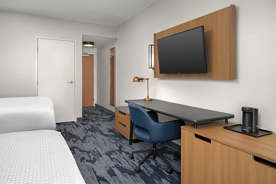 Fairfield Inn & Suites by Marriott Roanoke Hollins/I-81