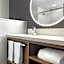 Courtyard by Marriott Republic Airport Long Island/Farmingdale