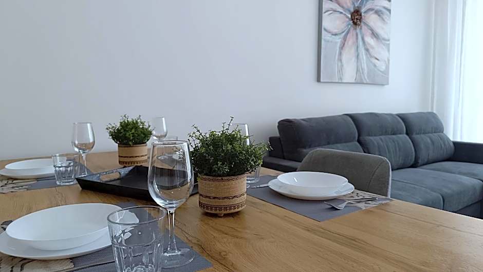Larvella Estia Luxury Suites