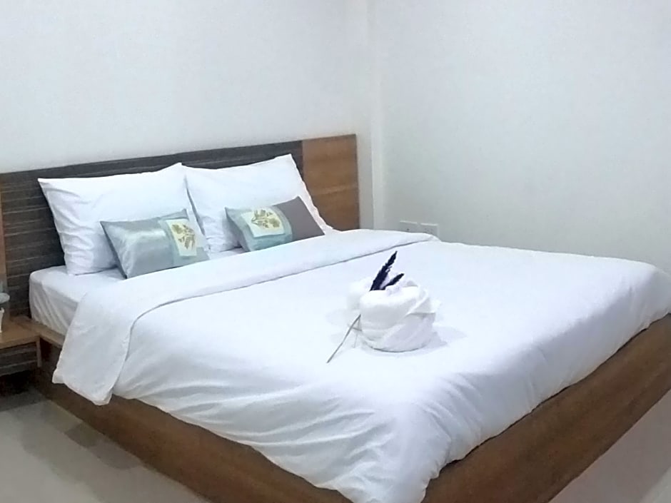 Privacy Residence Lopburi