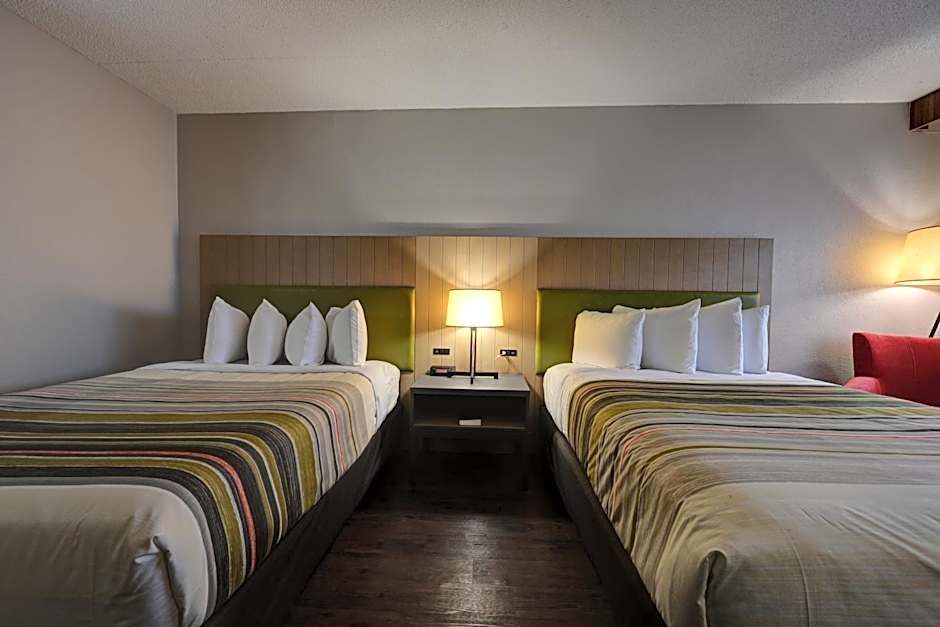 Country Inn & Suites by Radisson, Pierre, SD
