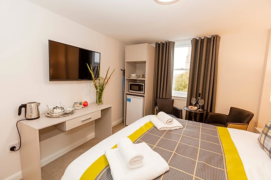 The Dalkeith Hotel by Pillow