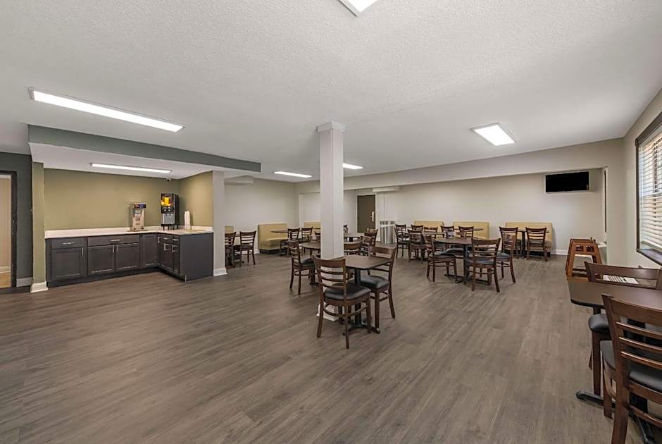 Quality Inn Airport