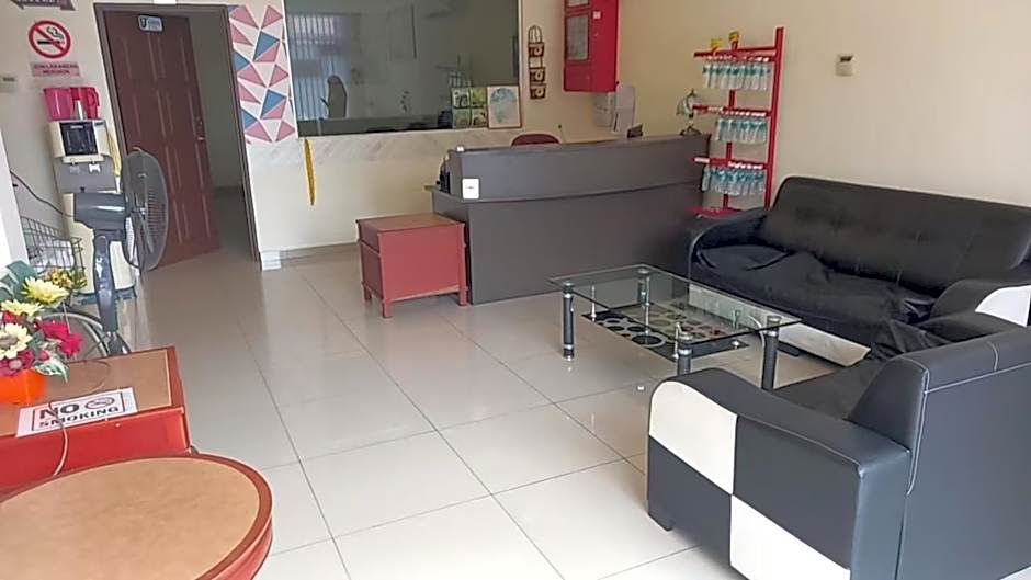 The Glorious Straits Hotel