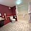 Red Roof Inn & Suites Dekalb
