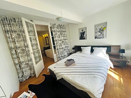 Deluxe Double Room with Bath