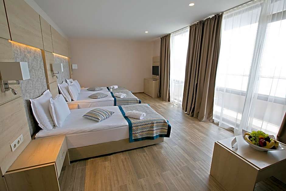 Royal Grand Hotel and Spa - All Inclusive and Free beach accsess