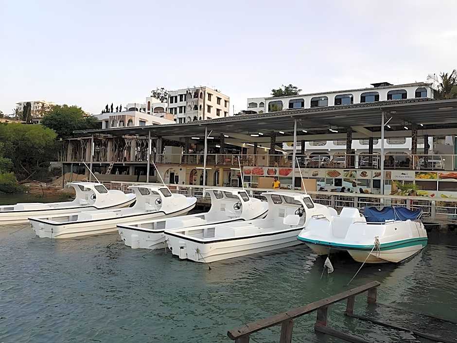 Marjaan Luxury Suites