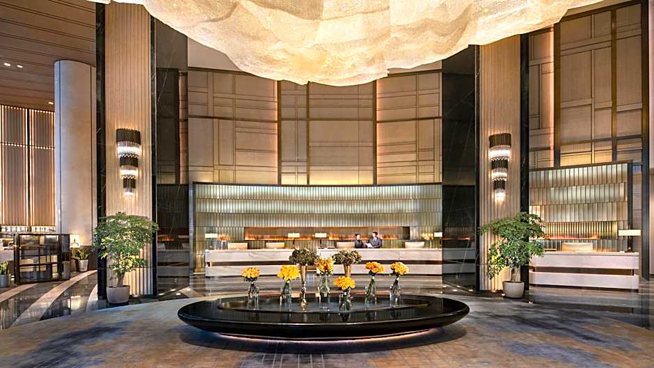 Xiangxi Crown International Hotel