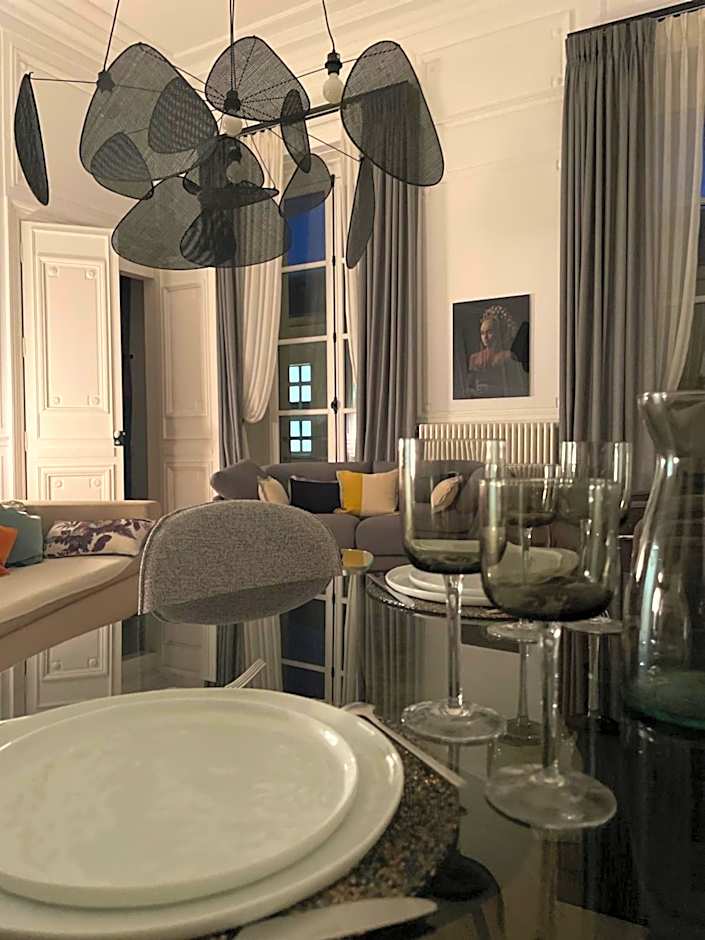 Appartement Charles Le Brun, Face au Château de Versailles, avec parking privé