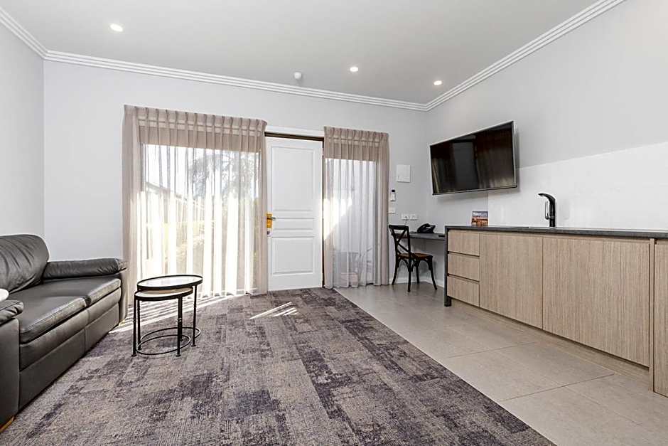 Comfort Inn Deakin Palms