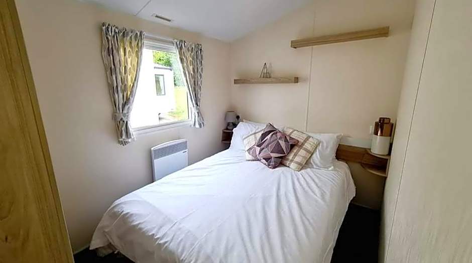 Tunstall view Caravan Holidays at Sand le Mere