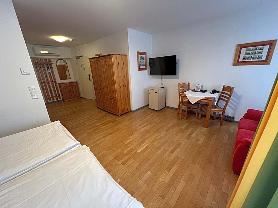 Hotel Caroline