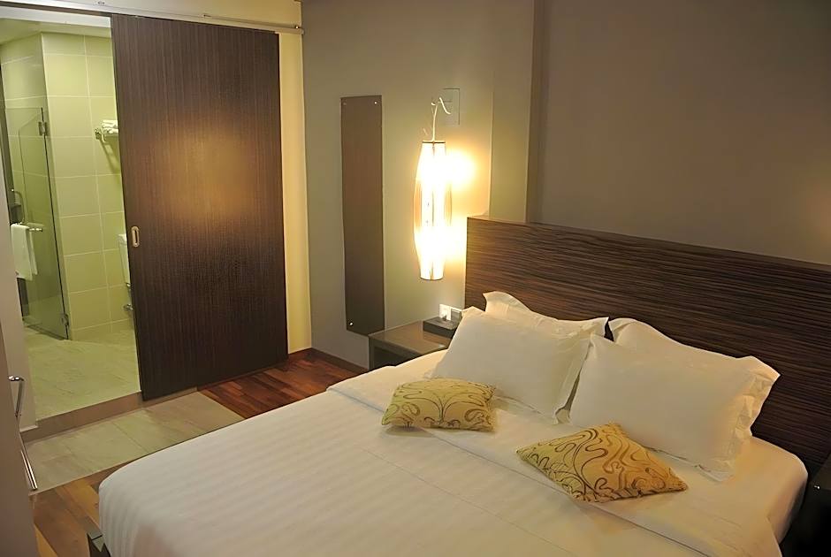 Riverside Boutique Hotel