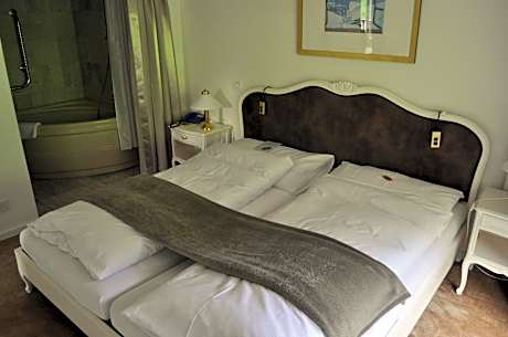 Special Offer - Double or Twin Room including Hiking Package