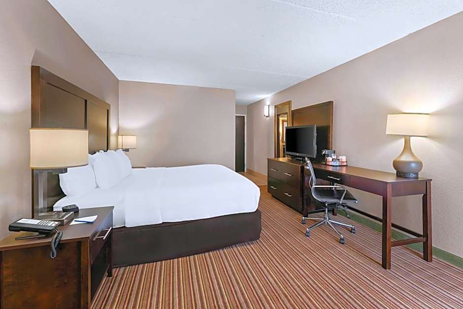 Comfort Inn Lehigh Valley West
