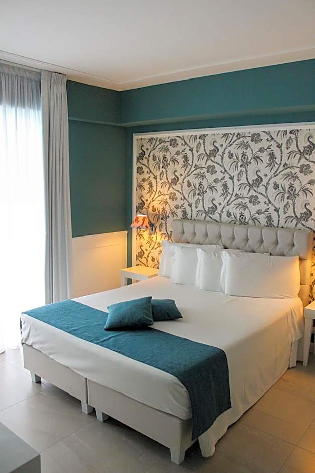 Bianco Riccio Suite Hotel
