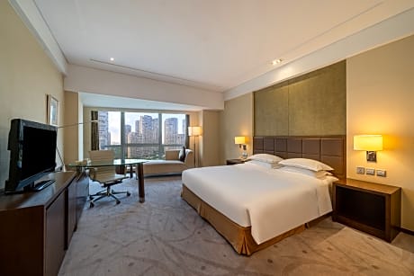 1 King Bed Premium High Floor NS
