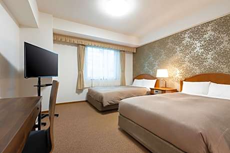 Twin Room - Non-Smoking