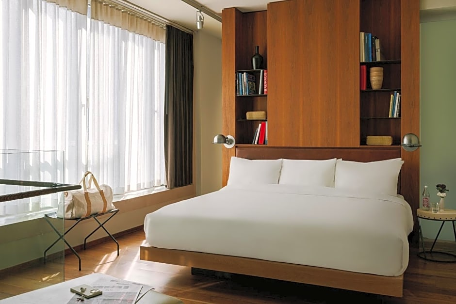 Chambers Hotel