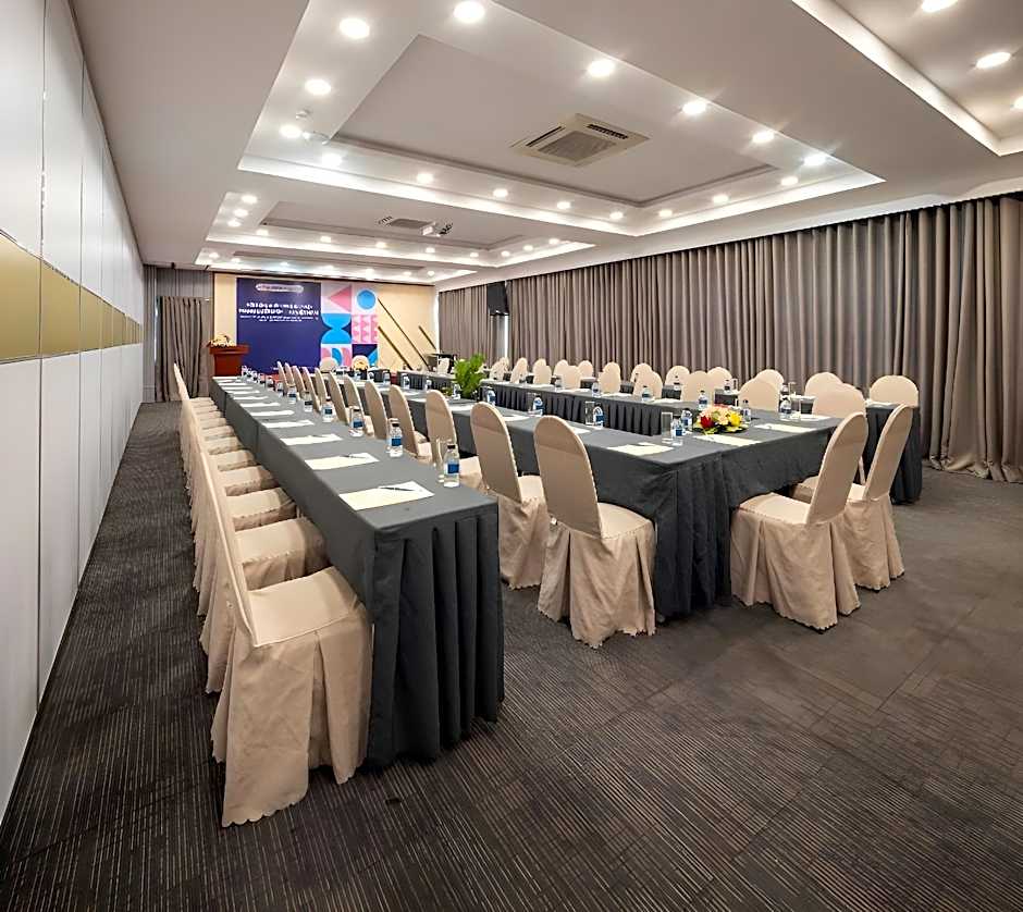 Viet Lotus Saigon Hotel