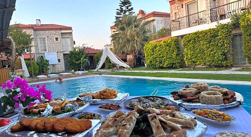 Kemerlihan Deluxe Hotel