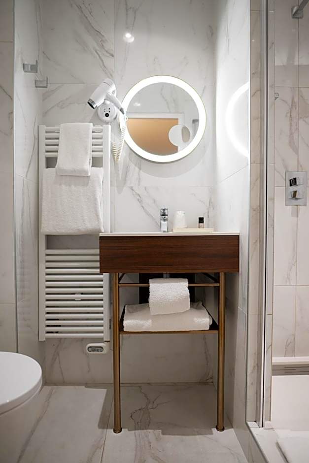 Hôtel du Cheval Blanc - Paris Marne La Vallée