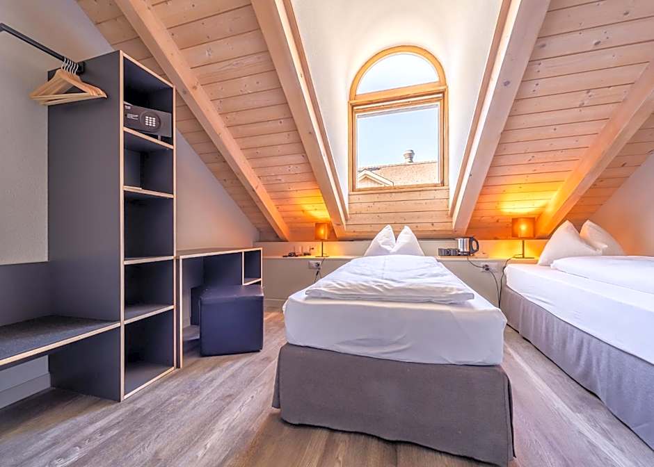 The Guesthouse by The Hey Hotel
