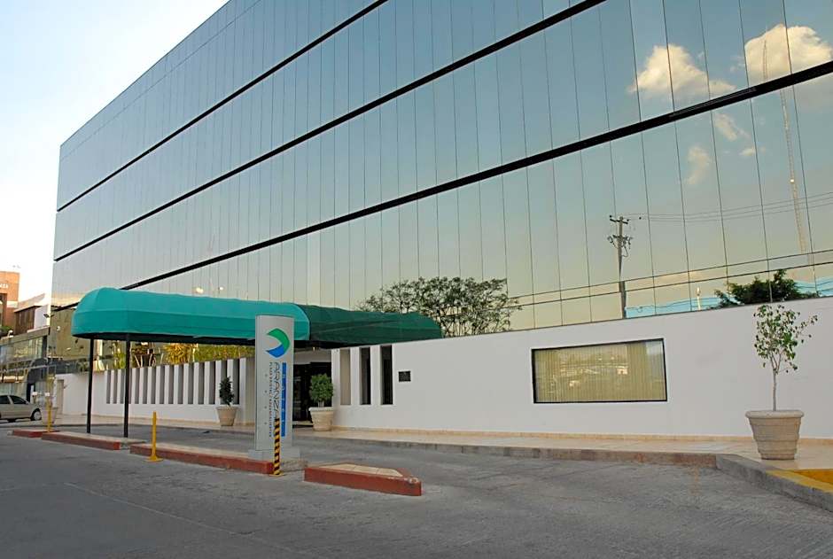 Aranzazu Plaza Kristal Aguascalientes