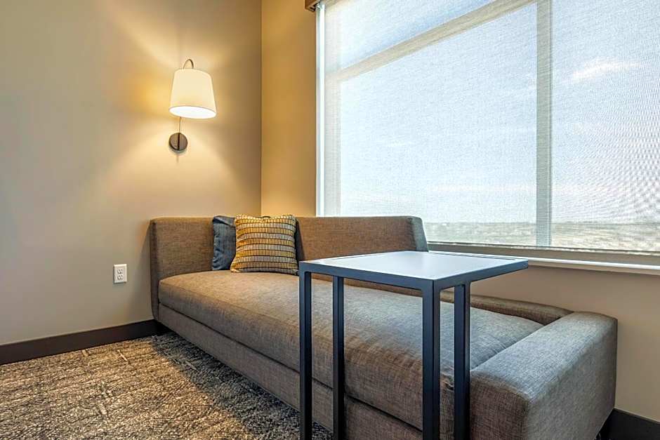 Cambria Hotel Bettendorf - Quad Cities