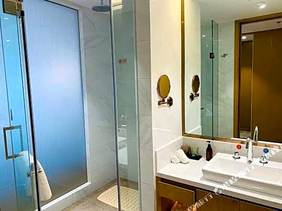 Ramada Plaza by Wyndham Enshi