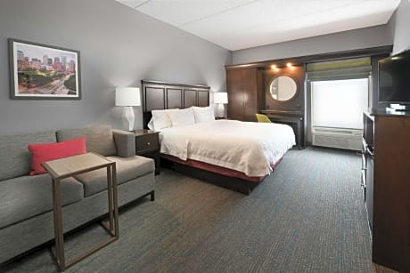 King Mob/Hearing Acc Tub Suite Ns