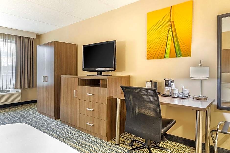 Best Western Plus New Englander