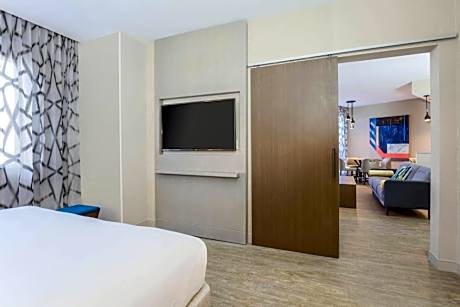 One-Bedroom King Suite - Corner Room