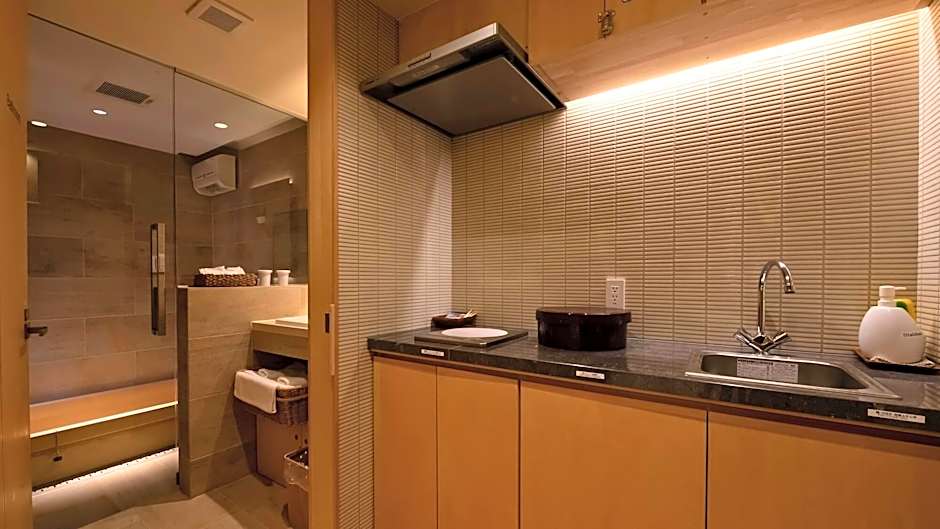 Mibu-Juku Muslim Friendly Easy access to Kyoto STA
