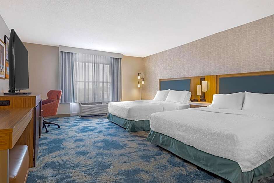 Hampton Inn By Hilton & Suites Plymouth