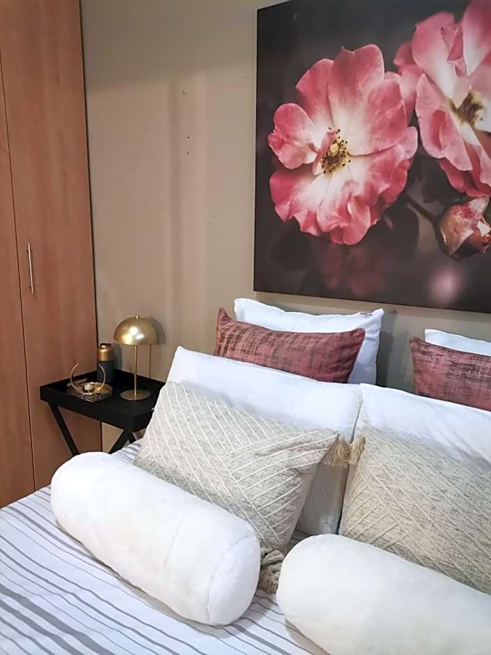 DR M BEAUTY LOUNGE AND GUEST HOUSE