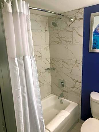 McAllen Grand Plaza Hotel - Alojamientos en MCALLEN