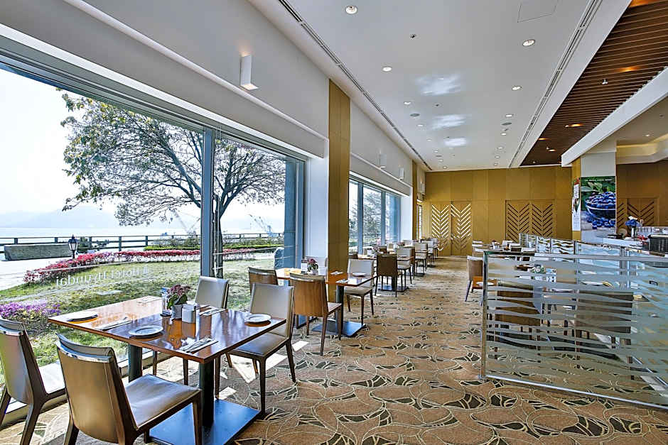 Hotel Hyundai by Lahan Mokpo