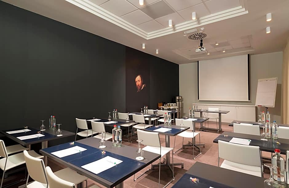 Holiday Inn Express Antwerpen City North By IHG