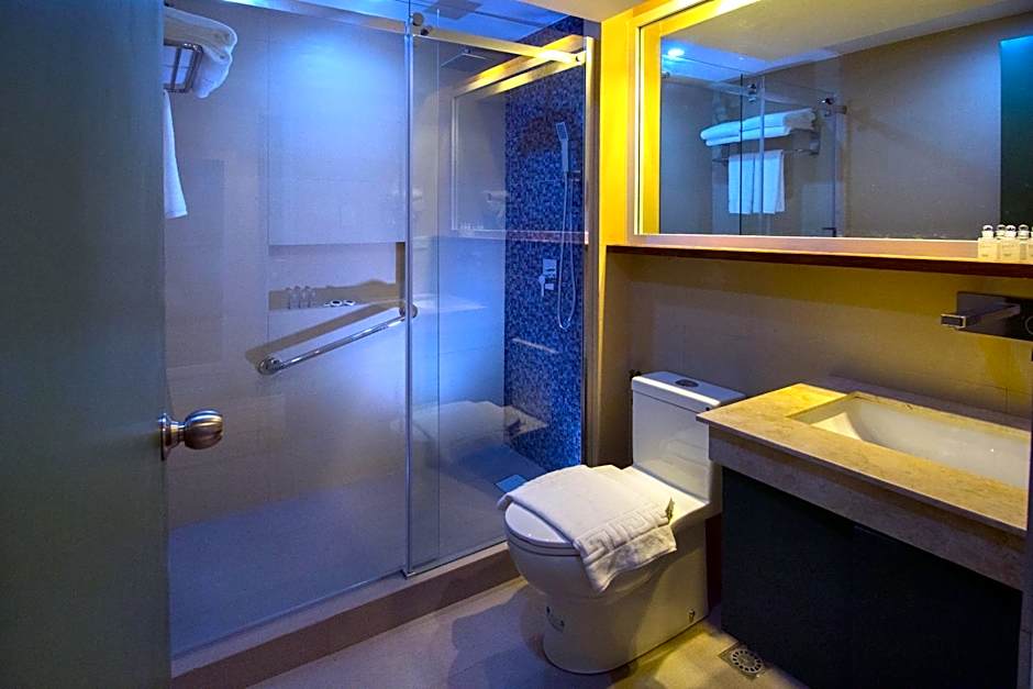 Sola Hotel and Sola Bed & Breakfast