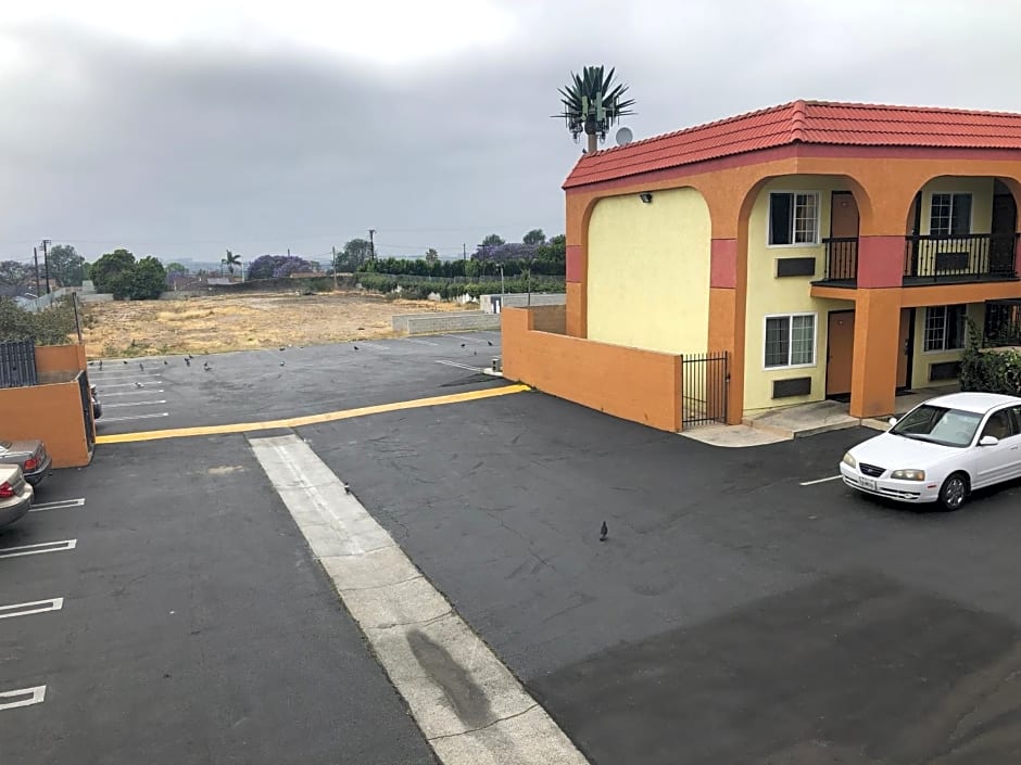 La Mirage Inn LAX Airport