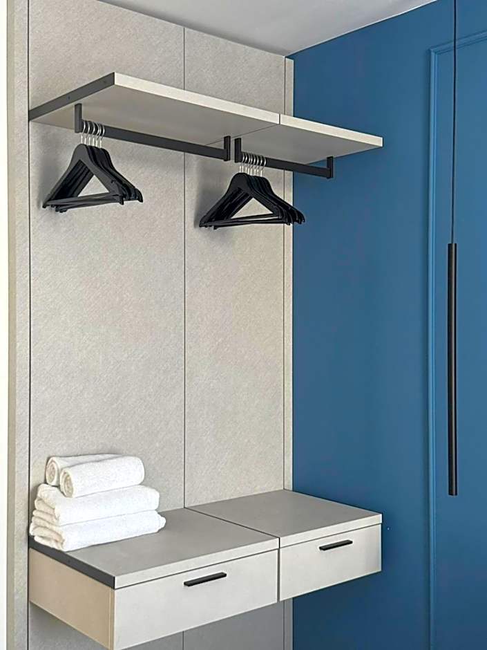 Collect Residence