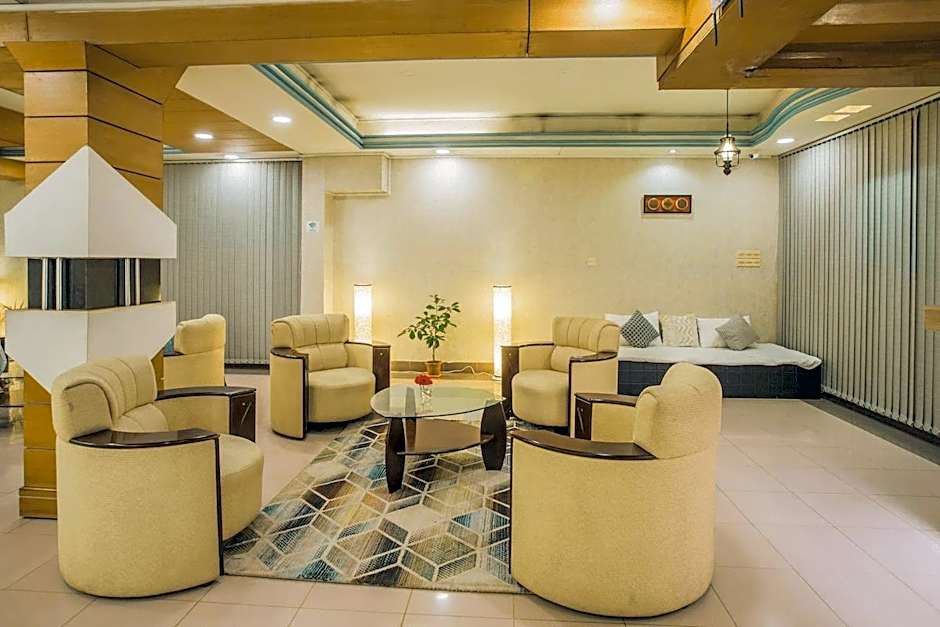 Hotel Tropical Daisy