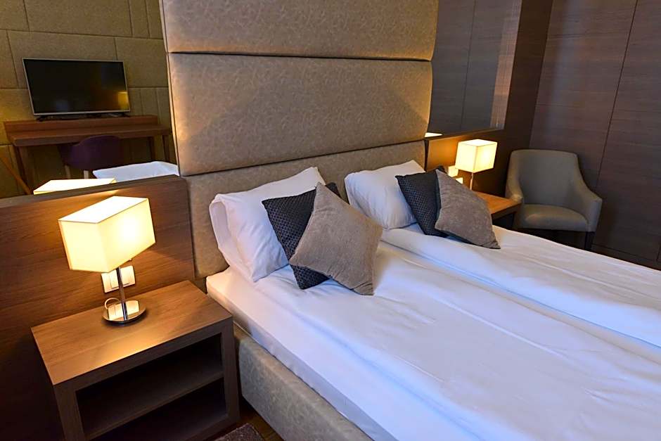 Boutique Rooms