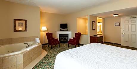 King Room with Lake View